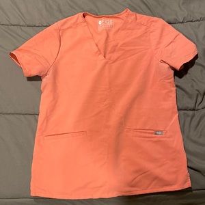 FIGS Casma ‘coral’ scrub top